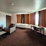 Super 8 by Wyndham Austin North/University Area