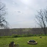 Green Haven Studio Near Austin Airport Cota