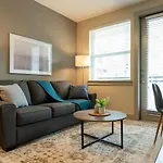 Landing Modern Apartment With Amazing Amenities