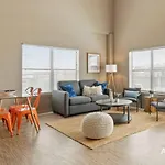 Dual Apts In Downtown Austin Perfect For Groups