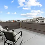 Dual Apts In Downtown Austin Perfect For Groups