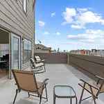 Dual Apts In Downtown Austin Perfect For Groups