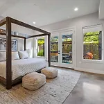 Luxury Compound In South Lamar