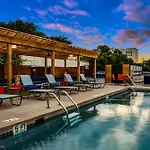 North Lamar Gem: 1Br Apartment Pool Bbq