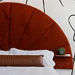 Pet Friendly Retreat In Austin With Pool-Backyard