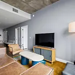Modern 1Br Condo On Rainey St - Pool & Views