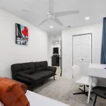 Modern 4Br House 10 Minutes To Downtown