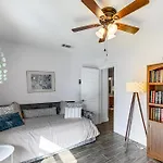 Modern Austin Home With Outdoor Pool And Fire Pit!
