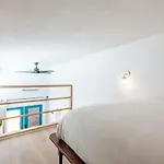 Cozy And Bright Mid-Century Gem In Eastside Action
