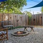Eclectic Atx Retreat With Backyard Oasis And Hammock