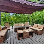Upstay - Entire 2-Home Duplex - Sleeps 37