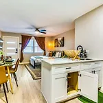 Exquisite Studio Pet-Friendly 10Mins From Downtown