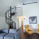 Onyx Hotels