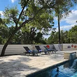 Huge Pool In Sw Austin On 2 Acres