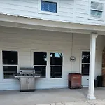 Huge Pool In Sw Austin On 2 Acres