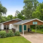 Charming South Austin 2 Bedroom Home