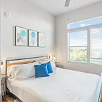 Spacious 2Br King Bed Suites Close To Downtown And Airport
