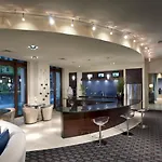 Downtown 1Br W Gym Wd Deck Nr 6Th St Bars Atx-10