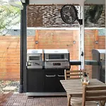 Upstay - Eastside Home W Patio Bbq - Mins To Dt