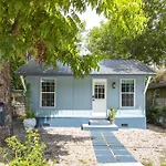 Two Homes, One Prime Location - Steps Away From Austin\'S Best Spots