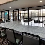 Courtyard Austin-University Area