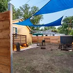East Austin Bungalow W Bbq Firepit Fun Yard