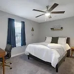 New Stylish Sola Oasis With Pool View, Gym And Office
