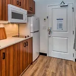 Uptown Suites Extended Stay Austin Tx - Downtown
