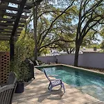 Your Oasis In Heart Of A-Town