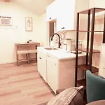 Serene Studio Retreat With Yard