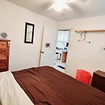 Charming Cozy Studio 1