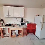 Charming Cozy Studio 1