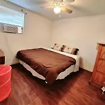 Charming Cozy Studio 1