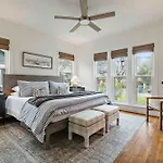 Charming Cherrywood Bungalow - 2Br - Firepit - Ut