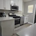 Homey 2Br Home Near Dt&Airport