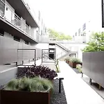 Upscale 2Br Condo W Patio, City Views, Walk To Dt Austin