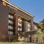 La Quinta Inn & Suites By Wyndham Austin South