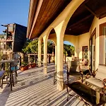 La Villa Vista