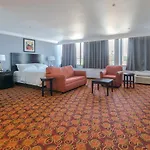 Peers Hotel