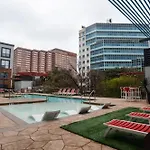 The Guild Music District | Red River St