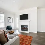 Artsy South Congress Suites By Sonder