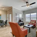 2502 Leon 4Br
