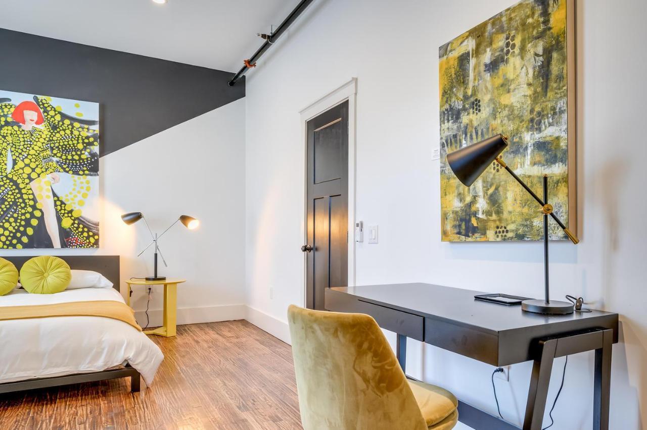 Adina Bed & Breakfast 2*