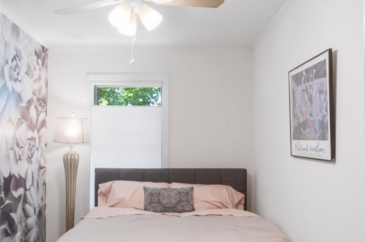The Tire Swing Modern 3bd Gourmet Kitchen Awesome Local Austin