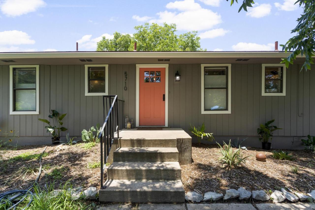 The Tire Swing Modern 3bd Gourmet Kitchen Awesome Local Holiday home Austin