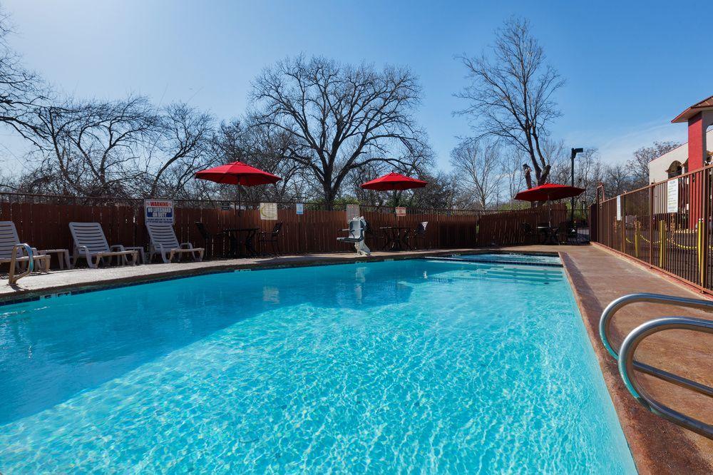 Motel Super 8 By Wyndham University/downtown Area Austin