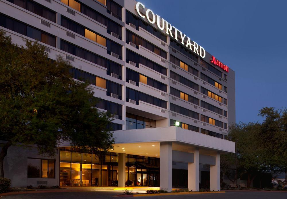 Courtyard Austin-university Area Hotel 3*