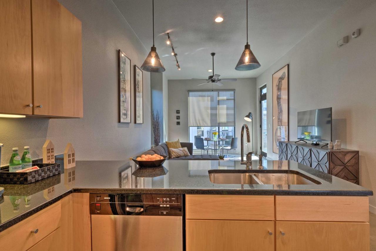 Urban Escape In Sola With Private Patio! Apartment *