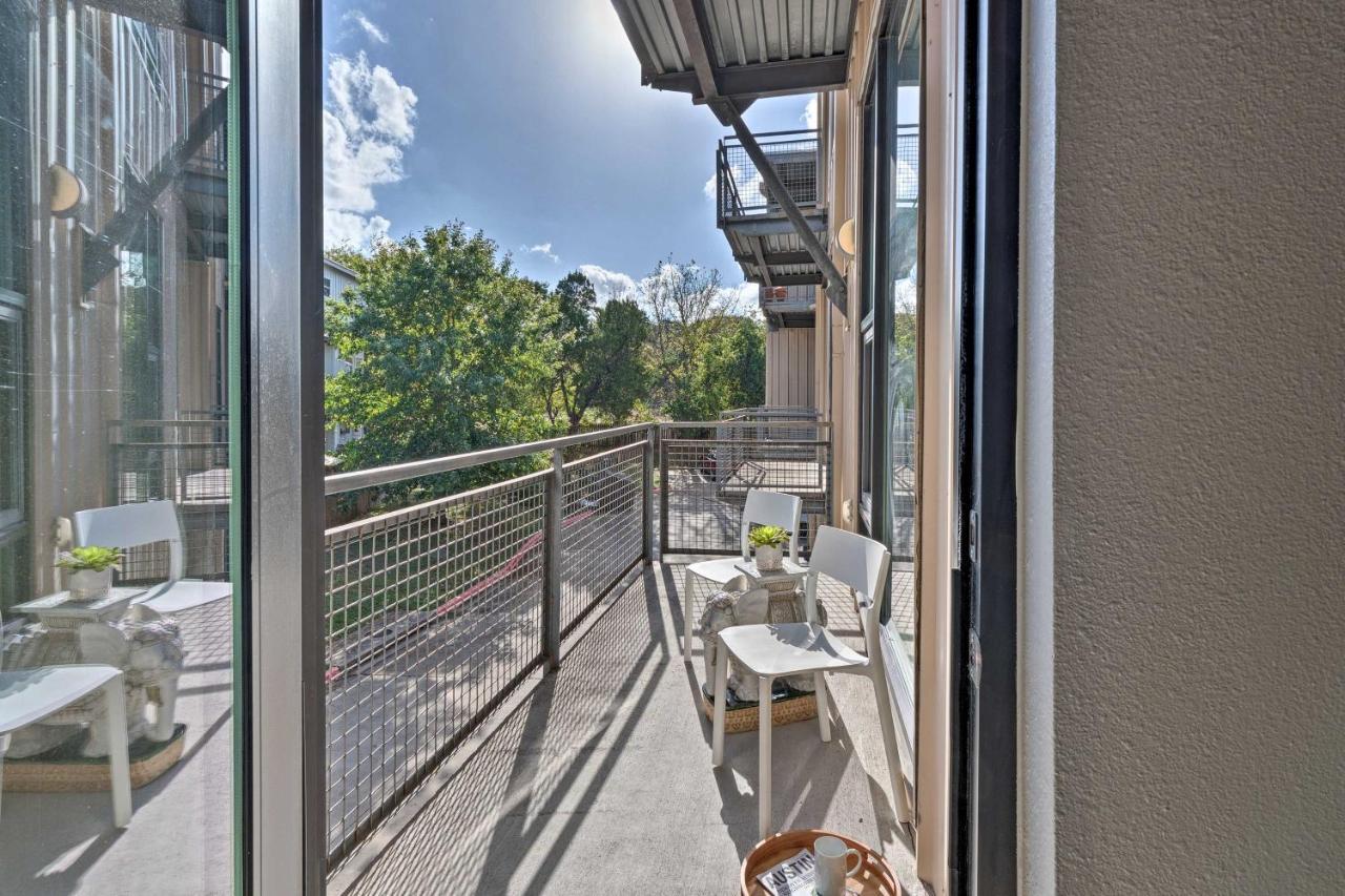 Apartment Urban Escape In Sola With Private Patio! Austin