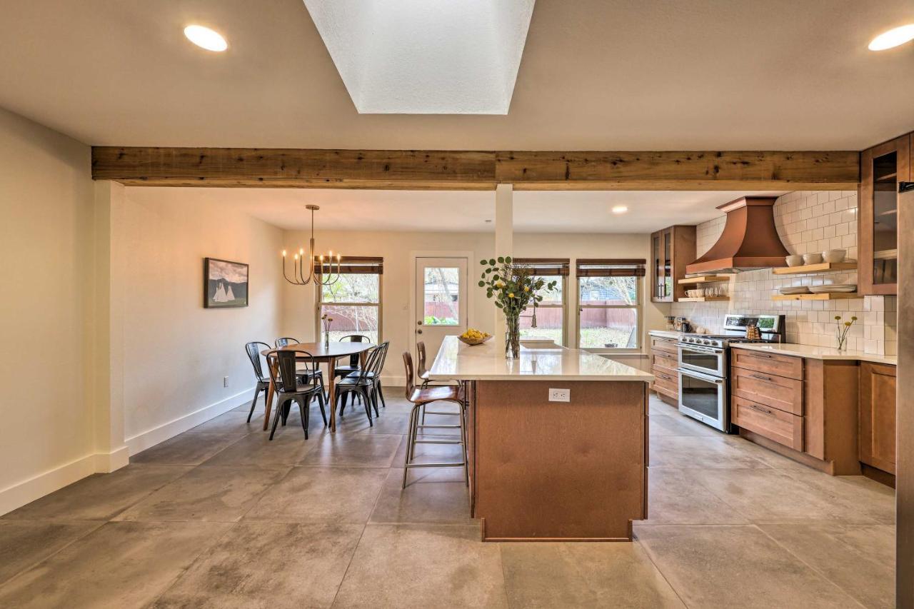Renovated Private Yard, Near Hotspots Holiday home Austin